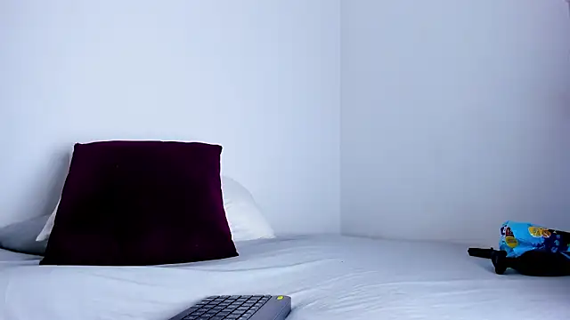 Skarleth69 即時 XXX 聊天