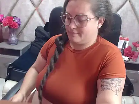 Sarah_Boobs_ 现场XXX聊天