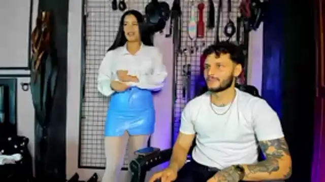 Twisted_Fantasy élő XXX-chatje