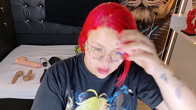 Živý XXX chat Bruja__Scarlata