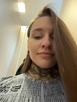 Czat XXX na żywo – KishaMur