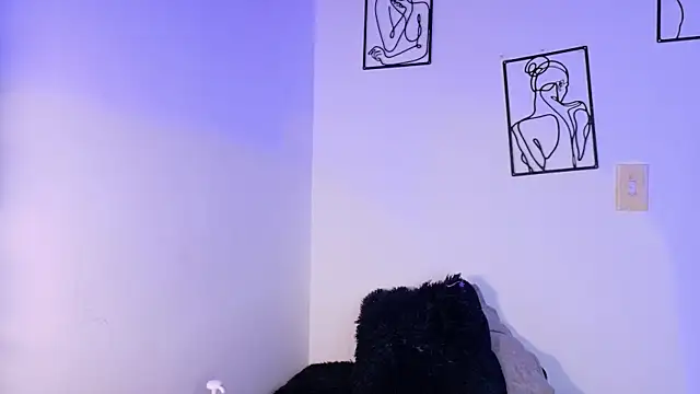 ale_blossom লাইভ XXX চ্যাট