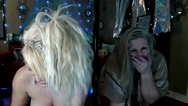 Chat +18 de marilyn420 ao vivo