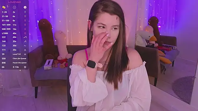 Chatroom XXX en direct de Mira_Falls