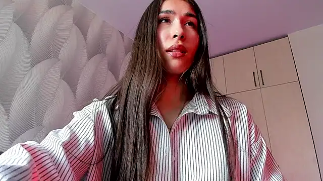 Bambiii_bby – webcam-show