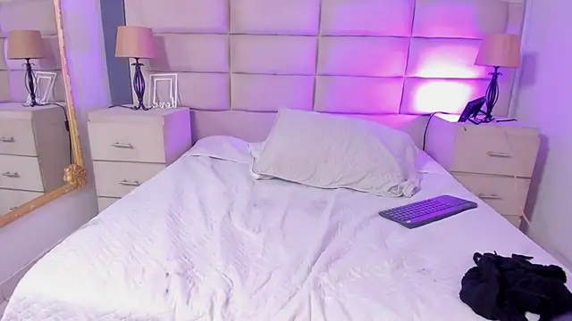 Živý XXX chat VictoriaMonroee_