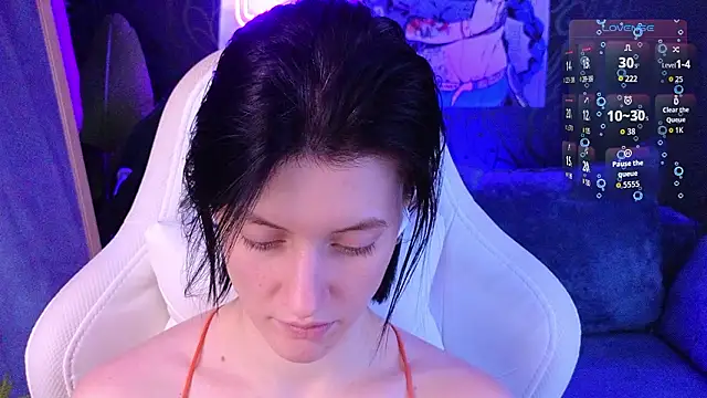 roxy_riot_ Adlı Modelin Canlı XXX Sohbeti