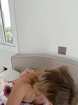 MileySummer 现场XXX聊天