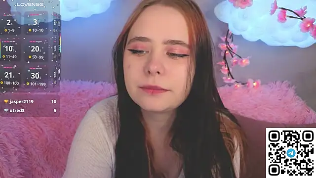 Chat +18 de Alis_Platt ao vivo