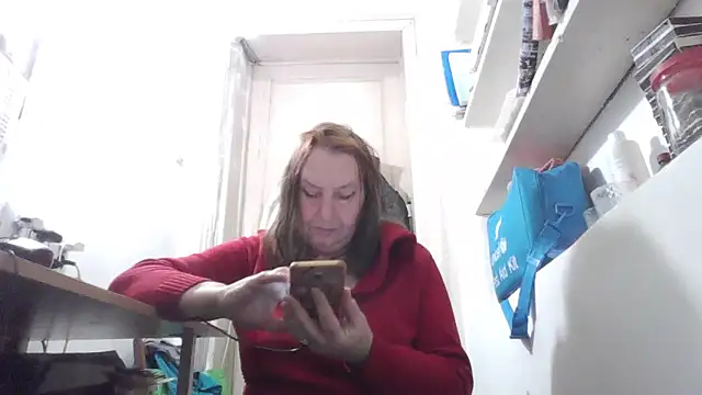 AnnaLive570's Webcam Show