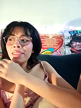 XXX chat uživo modela dolliette24