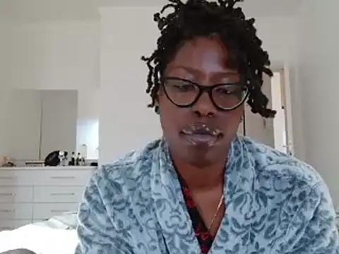 Chat +18 de MasterIndigo ao vivo