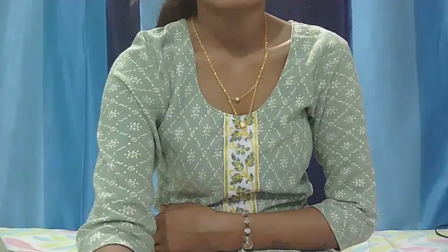 Aarti_misty71 Webcam-Show