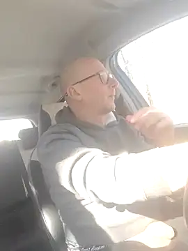 Show modela Car-public na web-kameri