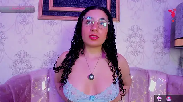 DemiJones_ élő XXX-chatje