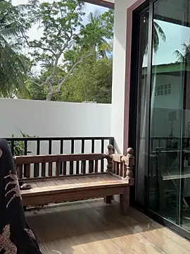 mommyselenafit_ Show in webcam