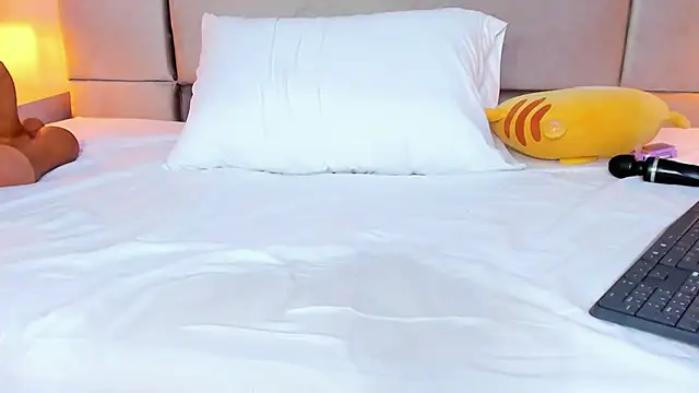 isabel_sofiaa élő XXX-chatje