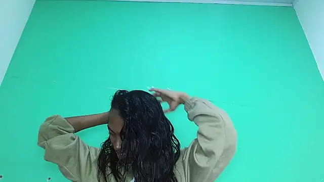 Chatroom XXX en direct de avaleri_cherry