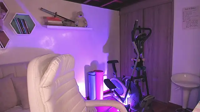 دردشة Nataliia_09 الجنسية المباشرة