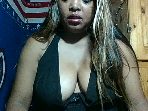 دردشة SEXY_METISE الجنسية المباشرة