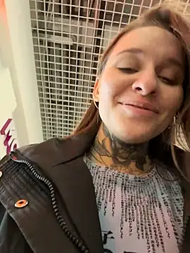 Show de KishaMur na webcam