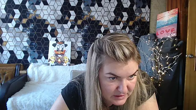 NikaSkylink Chat XXX live