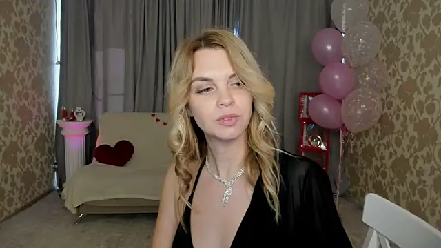 LunaFlinn's Live XXX Chat