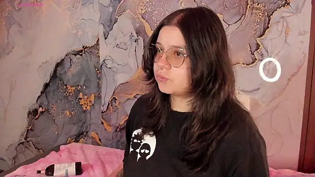 XXX chat uživo modela Mey_moon