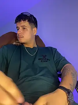 Онлайн чат XXX BjornSteel