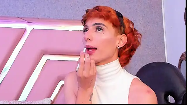 KylieMonnett Chat XXX live