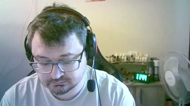 SirAbuserのライブXXXチャット