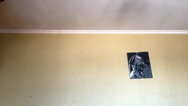 Show modela Jennifer_anniston na web-kameri