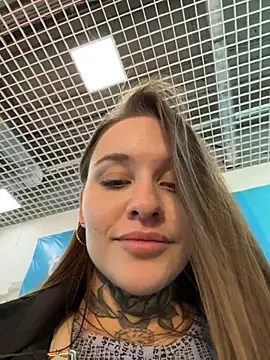 KishaMur live XXX chat