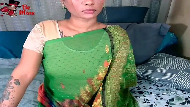 Chat XXX en directo de sexyindianchic