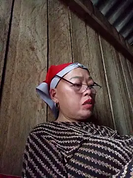 Agnes-baby Adlı Modelin Canlı XXX Sohbeti