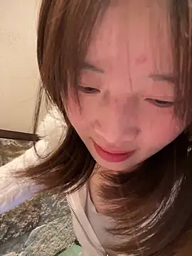 littleqiu's Webcam Show