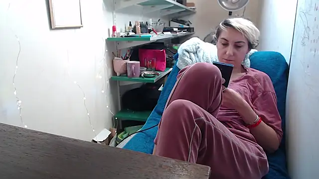 EvilFindomGoddess Live XXX Chat