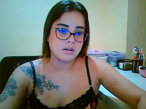 maliamiller: απευθείας συνομιλία ΧΧΧ