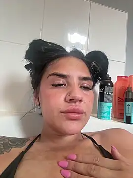 Nicole6421 – Live XXX-chat