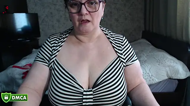 Chatroom XXX en direct de BrandiOhNight