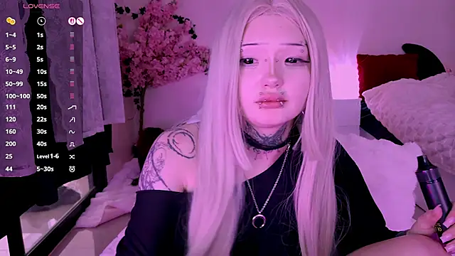 Chat +18 de Lein_Bone ao vivo