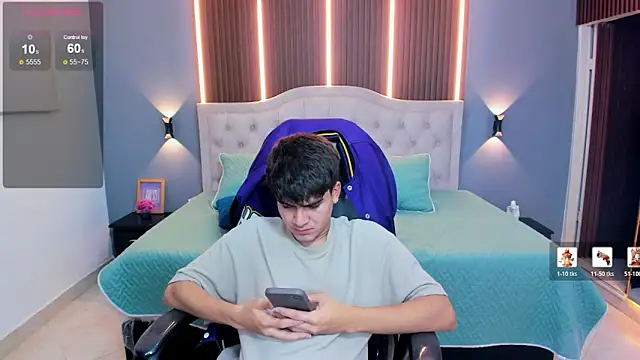 Tommy18__'s Live XXX Chat