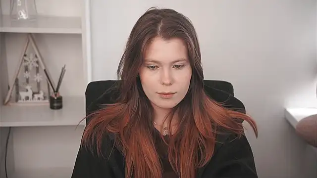 Chat +18 de MarnieWootan ao vivo