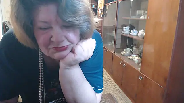 Chat +18 de HotLusi ao vivo