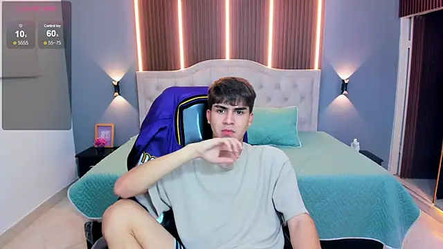 Tommy18__: απευθείας συνομιλία ΧΧΧ