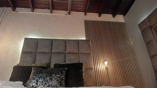 Chatroom XXX en direct de BrigitteVons