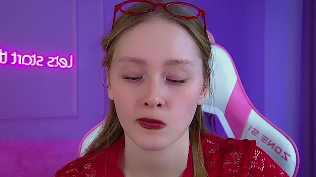 AgataFoxley: онлайн-секс-чат