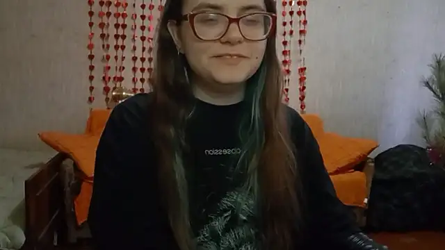 Miyabeee Adlı Modelin Canlı XXX Sohbeti