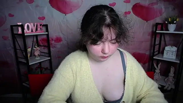 NeonilaLisovaのライブXXXチャット