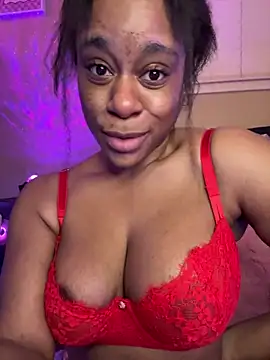 TikaMoon Show in webcam